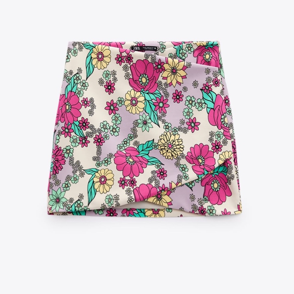 Zara floral mini skirt